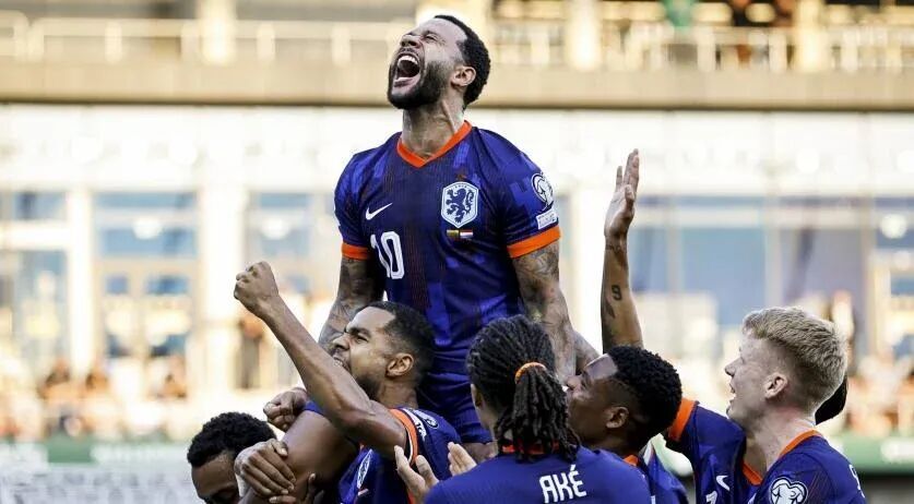 两人共享荷, 德佩成了科, 一是他在国