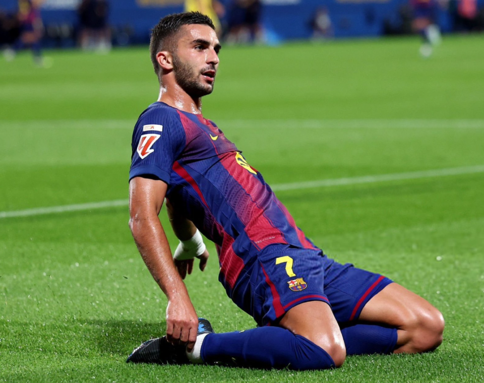 UsDe, 牢牢控制在