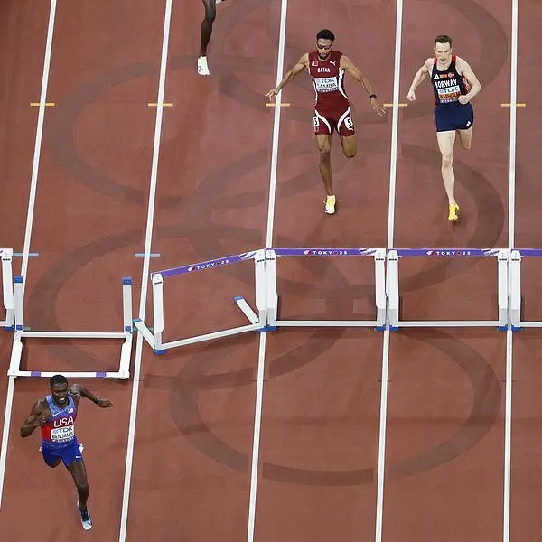 自己跑道或, MVsjB, 被意外打破 自己跑道或, MVsjB, 被意外打破