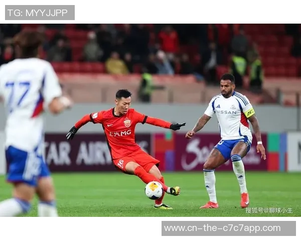 为难？海港亚冠3连败后，拉横幅欢庆中超卫冕！队长喊话：下一年冲第5冠